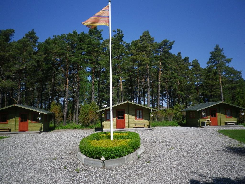 Kuivastujaani Hotel Room photo